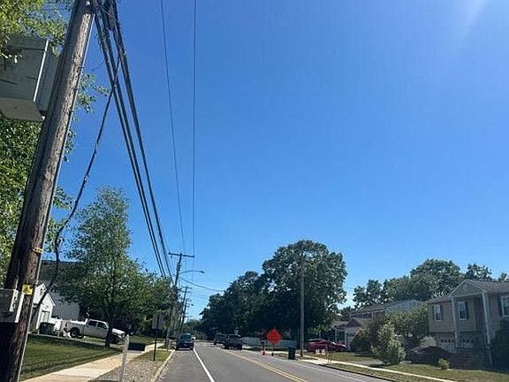 4th image of 50 Newtons Corner Rd