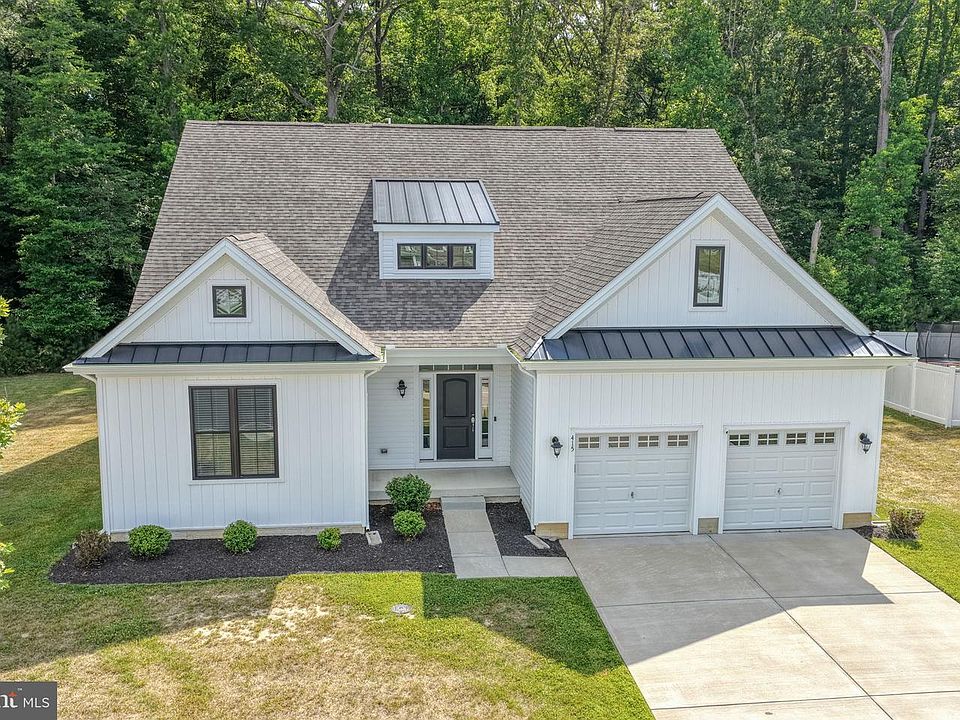 1st image of 415 Weatherstone Ln