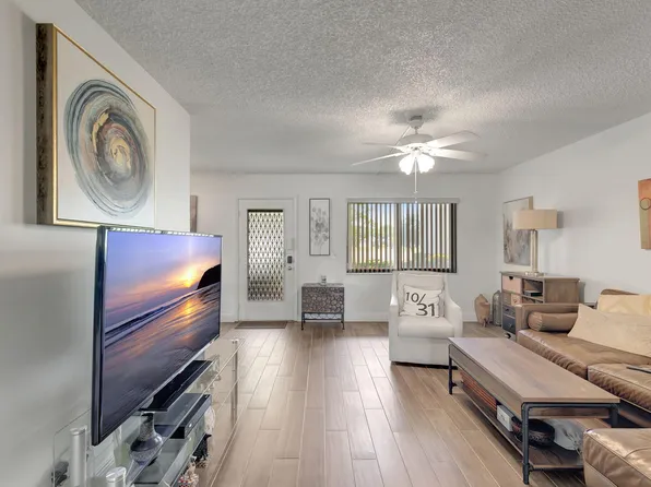 66 Capri B, Delray Beach, FL 33484