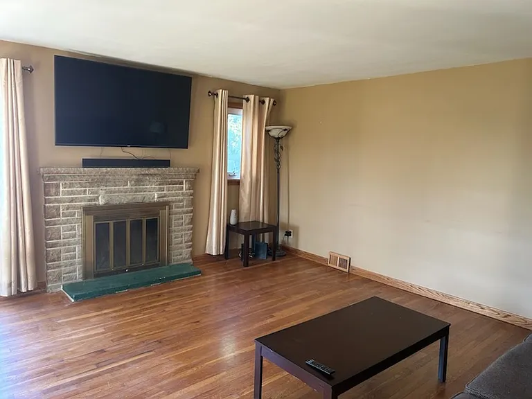 4318 Crestwood St NW — Photo 6