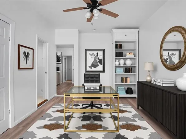 681 Rhinelander Avenue image 6 of 29