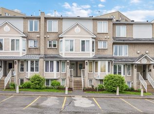 1668 Locksley Ln, Ottawa, ON K1J 1B6