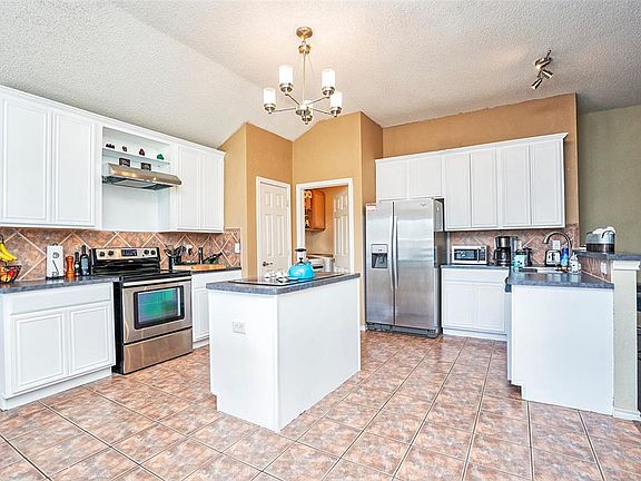 4th image of 1513 Fern Dr