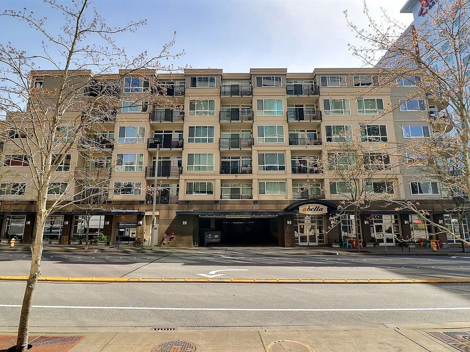 300 110th Ave NE #405