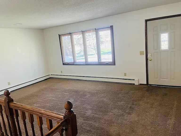 15051 Nowthen Blvd NW — Photo 4