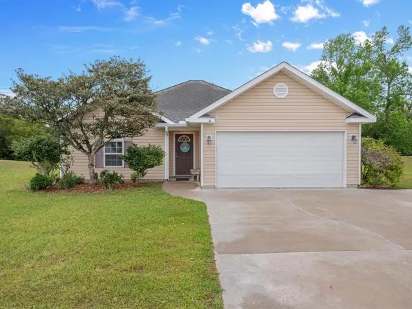 163 Haleys Place Dr, Brunswick, GA 31525