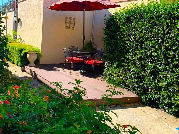 3rd image of 1305 W Campbell Ave APT 1