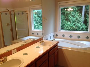 21227 NE 186th St, Woodinville, WA 98077