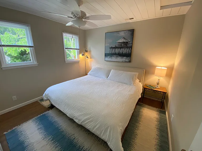 One of the 3 bedrooms upstairs with a king bed