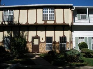 6605 E 128th St, Grandview, MO 64030