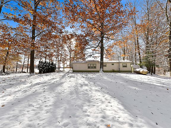 4th image of 5871 Betty Ln