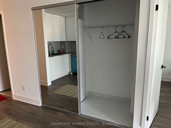 4th image of 2485 Taunton Rd #444
