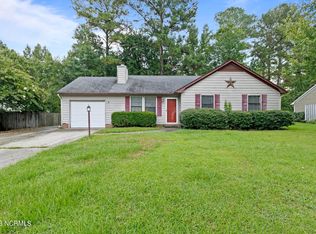 107 Spring Dr, Jacksonville, NC 28540