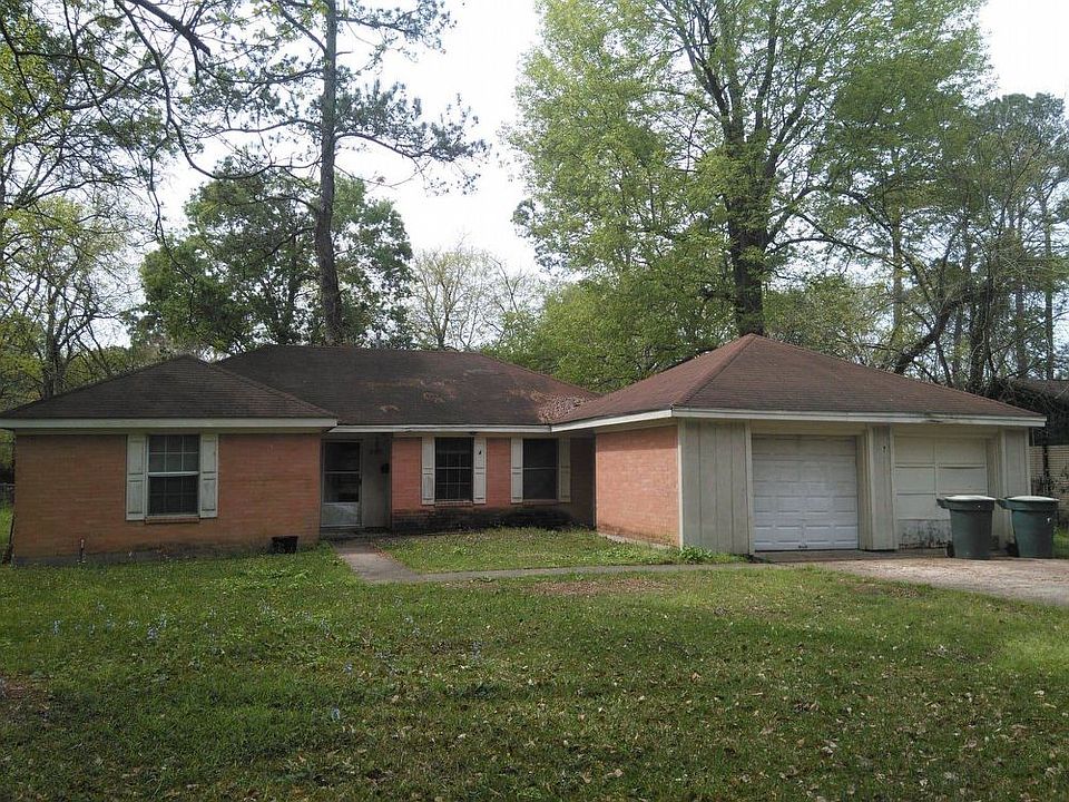 1st image of 290 Masterson Dr