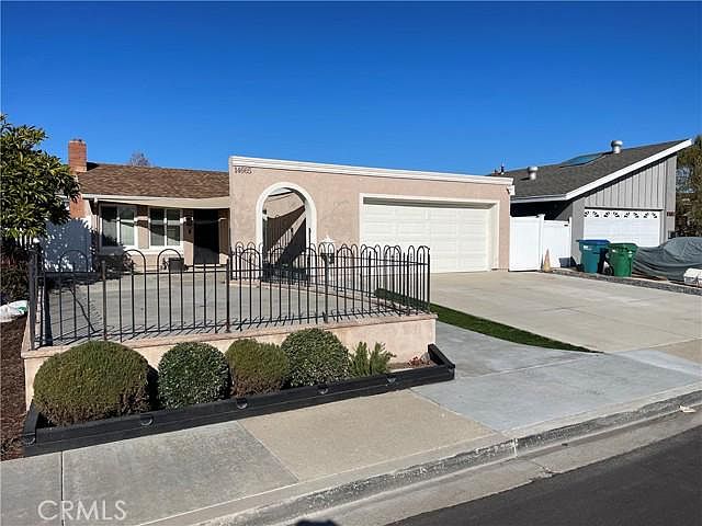 1st image of 14665 Countrywood Ln