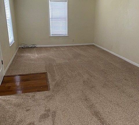 3rd image of 9909 Vernall Ln