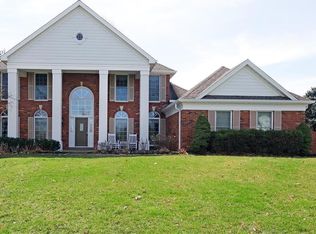 2 Shelbourne Wood Ct, Weldon Spring, MO 63304