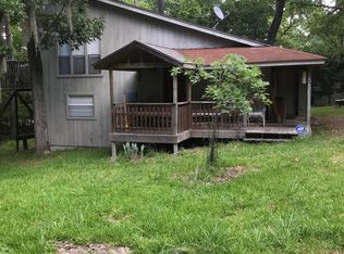 15 Wood Cove Cir, Coldspring, TX 77331