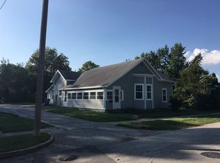 201 N Line St, South Whitley, IN