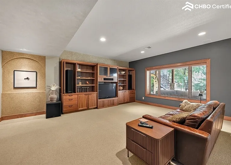 1001 Belvedere Ct — Photo 27