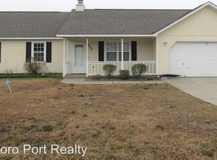 205 Stag Ct, Hubert, NC 28539