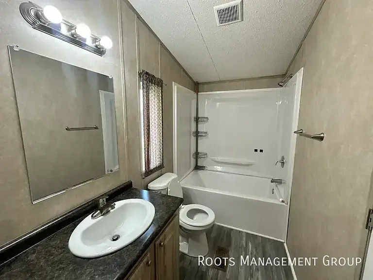 101 Stoney Creek Dr #15 — Photo 5