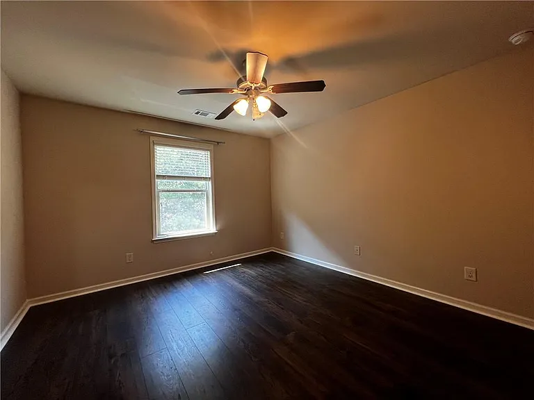750 Village Field Ct — Photo 11