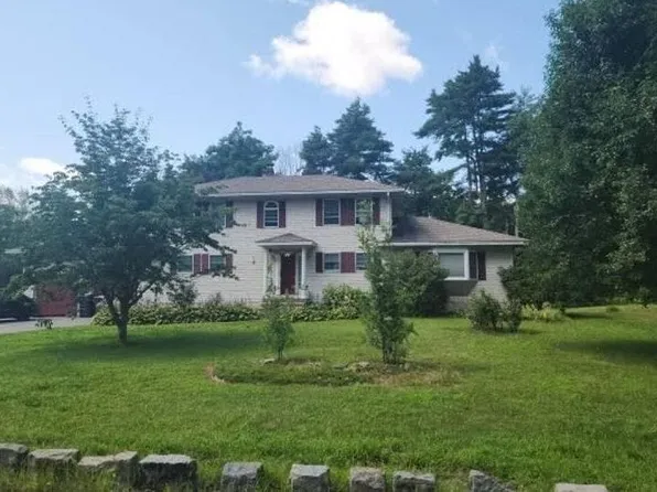 57 Myrtle St, Methuen, MA 01844
