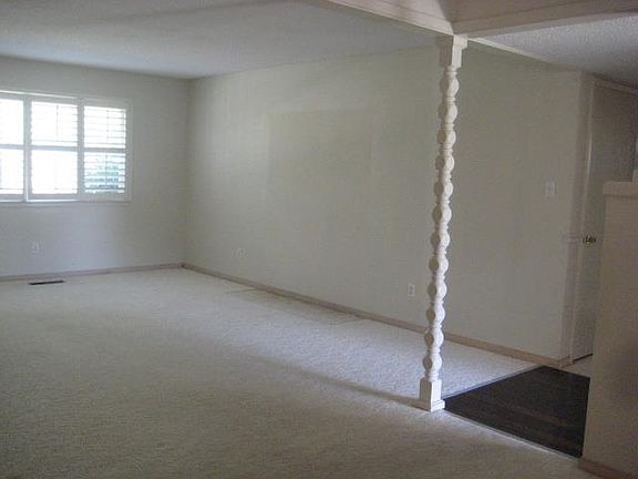 4th image of 5065 Papaya Dr