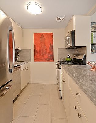 5th image of 303 W 146th St APT 7R