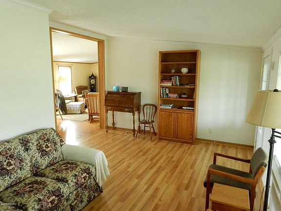 2nd image of 5173 Emilee Dr
