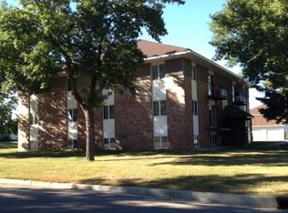 806 Hackberry Dr #3, Marshall, MN 56258