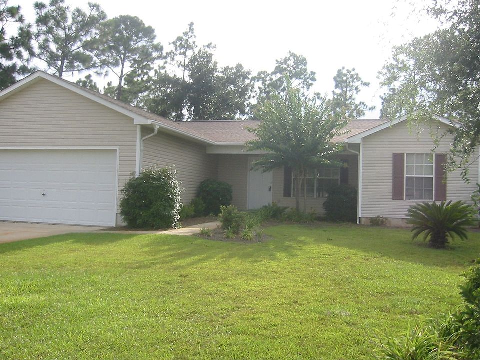 Great Home in Holley By The Sea