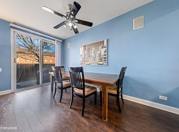 5th image of 34 Oakton Dr