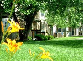 211 Mount Hope Ct APT 1, Lawrence, KS 66044