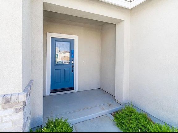 2nd image of 988 Dunbar Ct