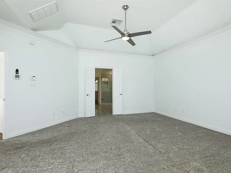 1715 Cottage Landing Ln — Photo 27
