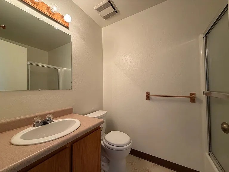 5016 Valley East Blvd — Photo 3