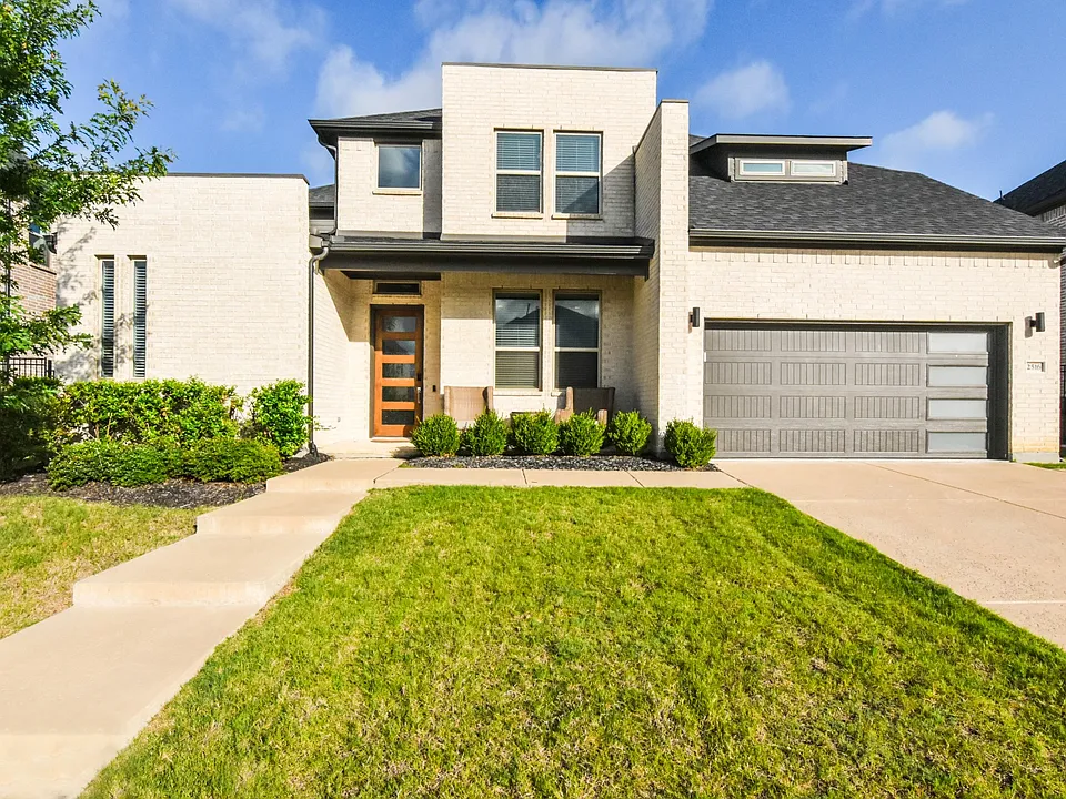 2516 Maidenhair Rd