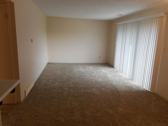 2nd image of 6 Lane Dr #8492
