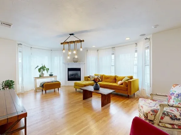 10 Saco St Unit 6, Dorchester, MA 02122