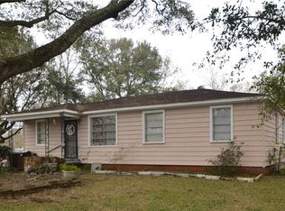2324 Dog River Dr S, Mobile, AL 36605