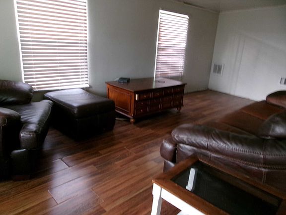 3rd image of 2701 34th St N #26
