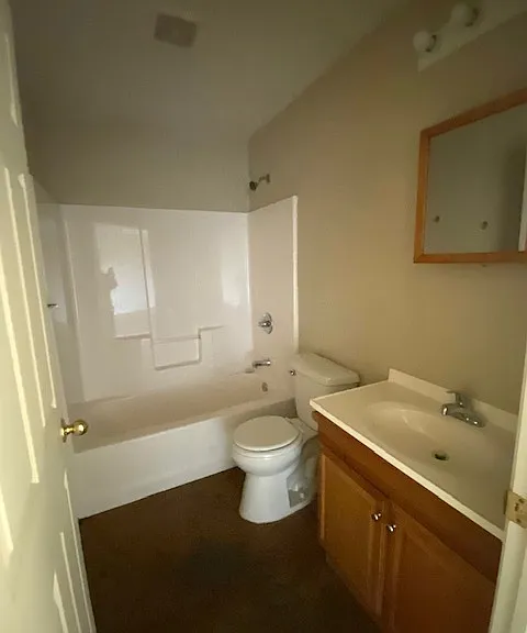 2416 SW G Ave #106 — Photo 11