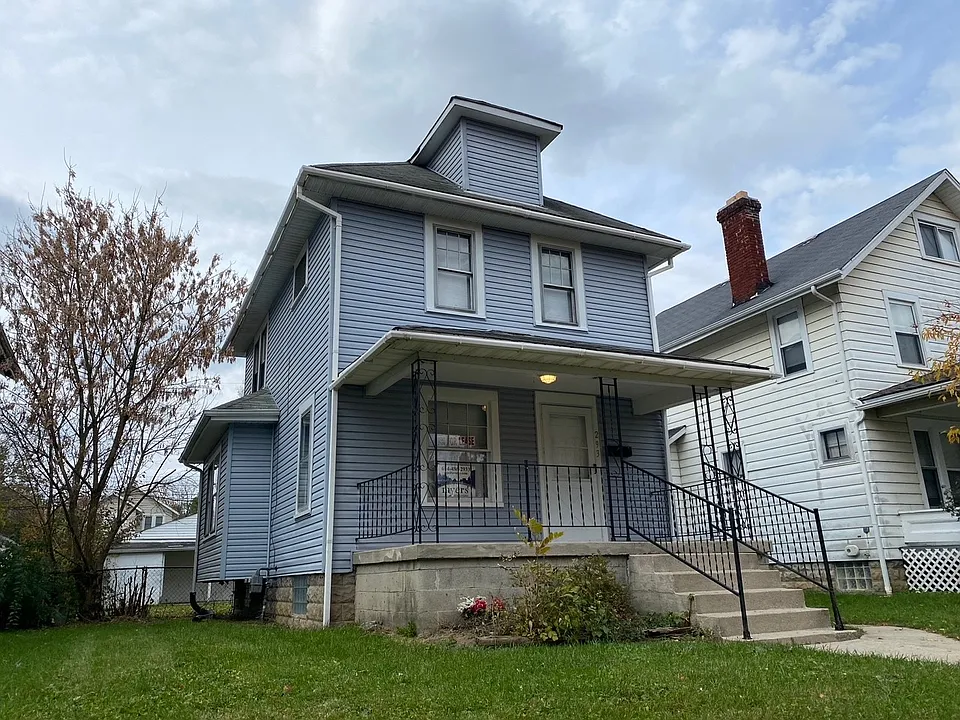 293 N Burgess Ave