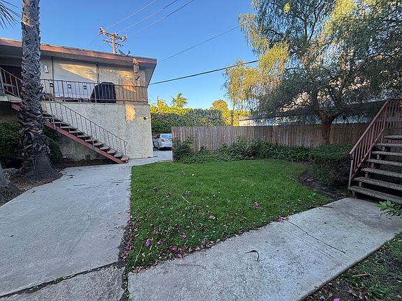 3rd image of 2849 W 235th St