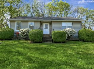 209 Greenview Dr, Columbia, TN 38401