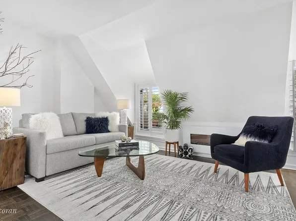 32 8th Ave APT 5, Brooklyn, NY 11217