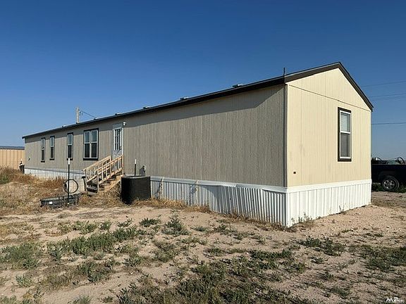 3rd image of 475 E Anita Rd