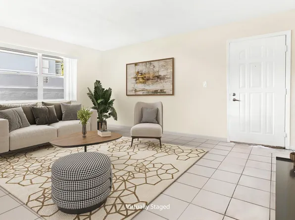 8660 SW 212th St APT 101, Cutler Bay, FL 33189